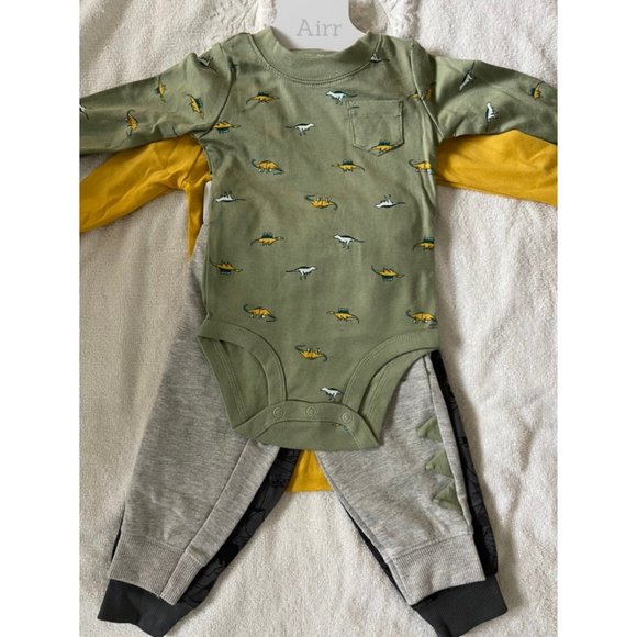 Caters Baby Boy Clothing Set - Picture 2 of 2